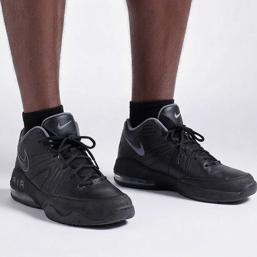 Black Nike Air Boys 7Y